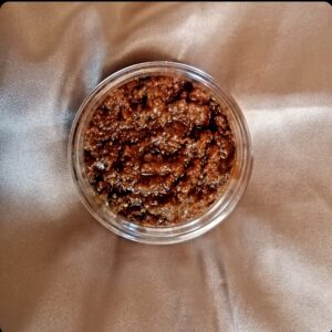 Cinnamon Lipscrub